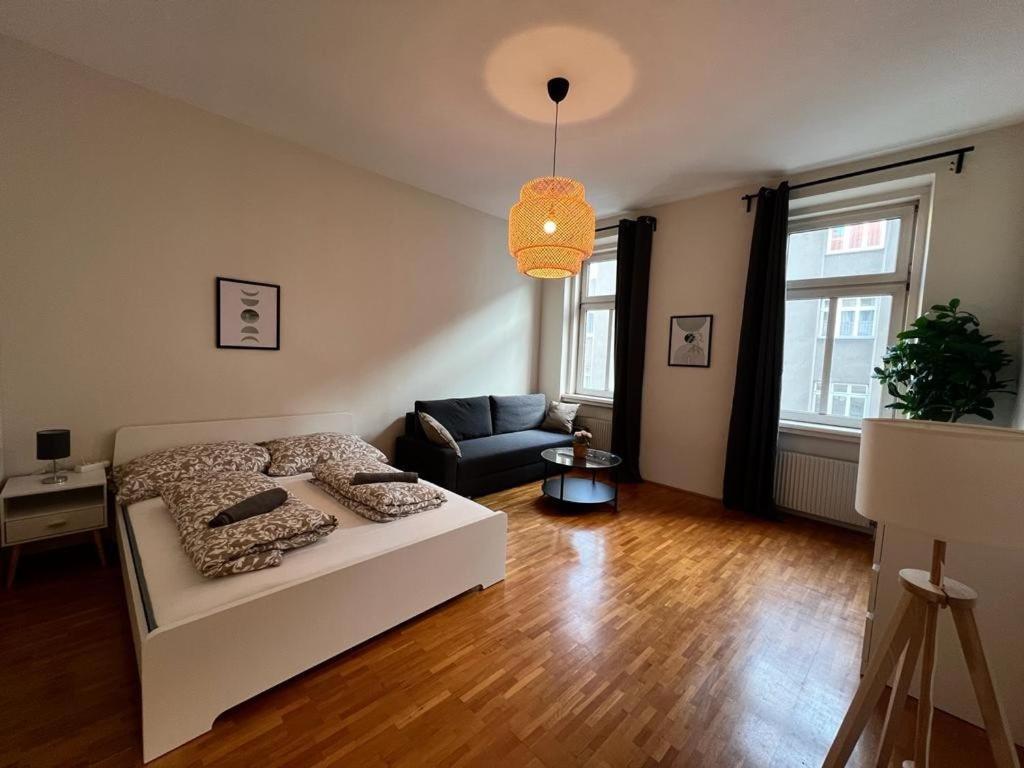 90 M2 Spacious With Free Parking Wien